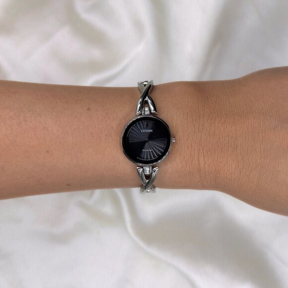 Citizen Accessories - Citizen Eco-Drive Axiom Women’s Watch EX1420-50E Silver Feminine Dainty Like New